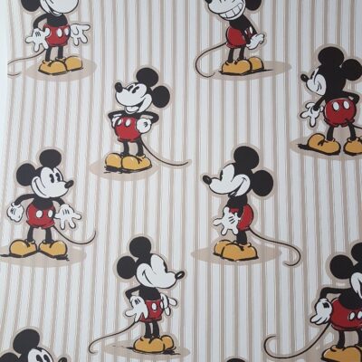 ..Disney Mickey Stripe Tapete Oversize