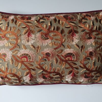 ..William Morris Kissen Stickerei 25x40cm