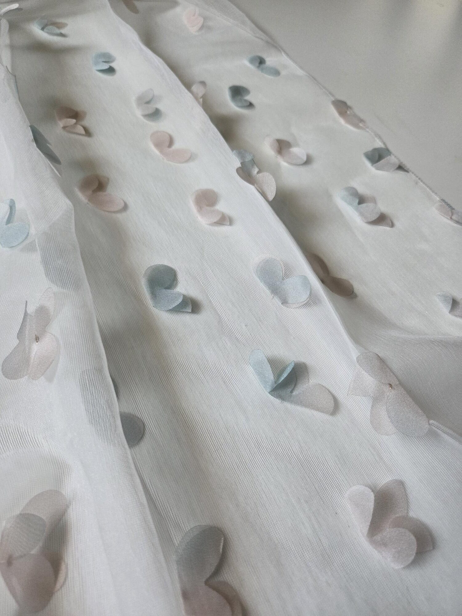 ..Dancing Daisy Gardine mit Applikation